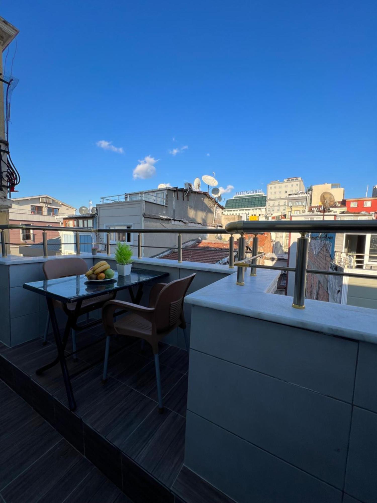 Taksim Larissa Hotel Suites Стамбул Екстер'єр фото