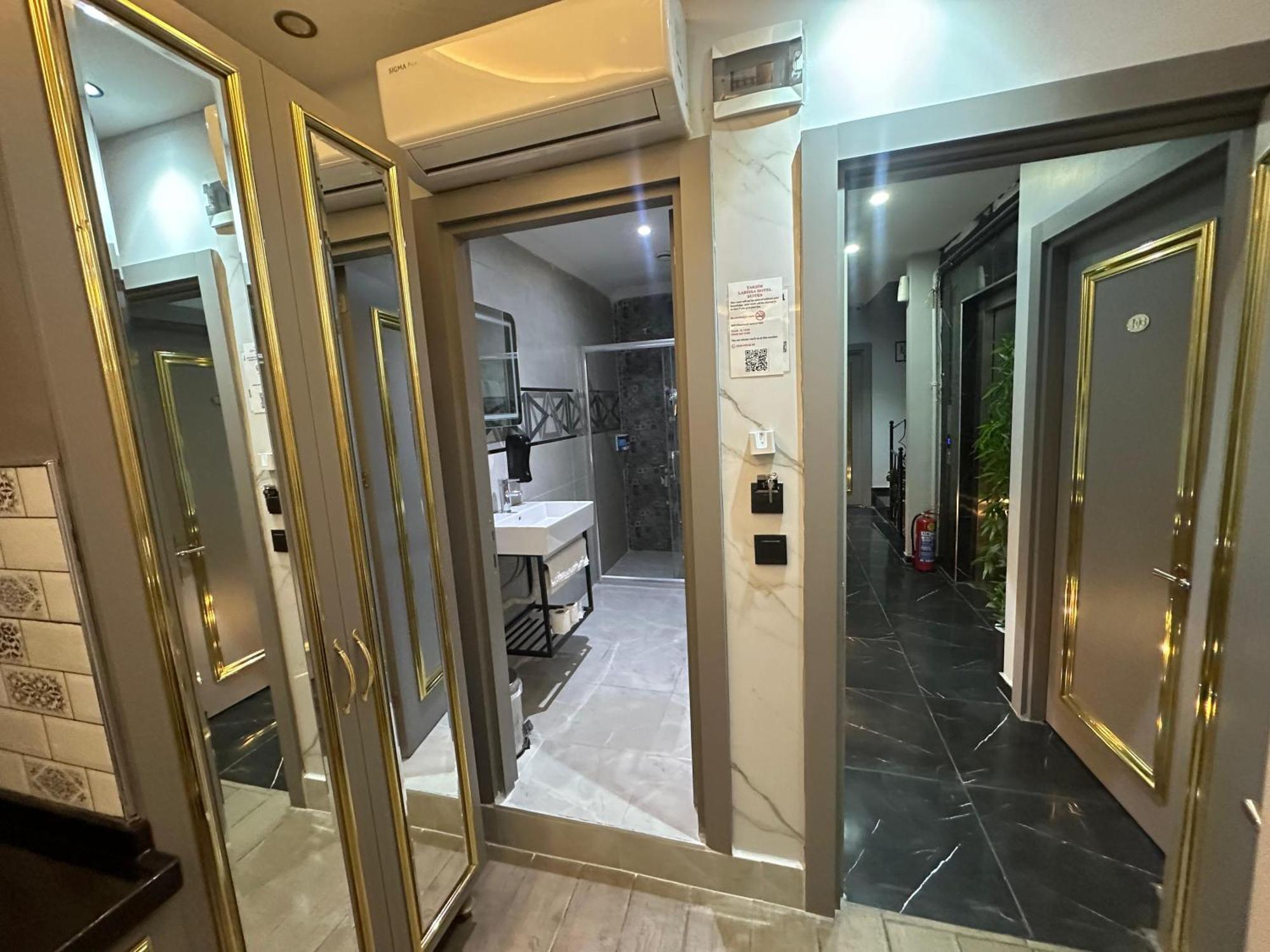 Taksim Larissa Hotel Suites Стамбул Екстер'єр фото