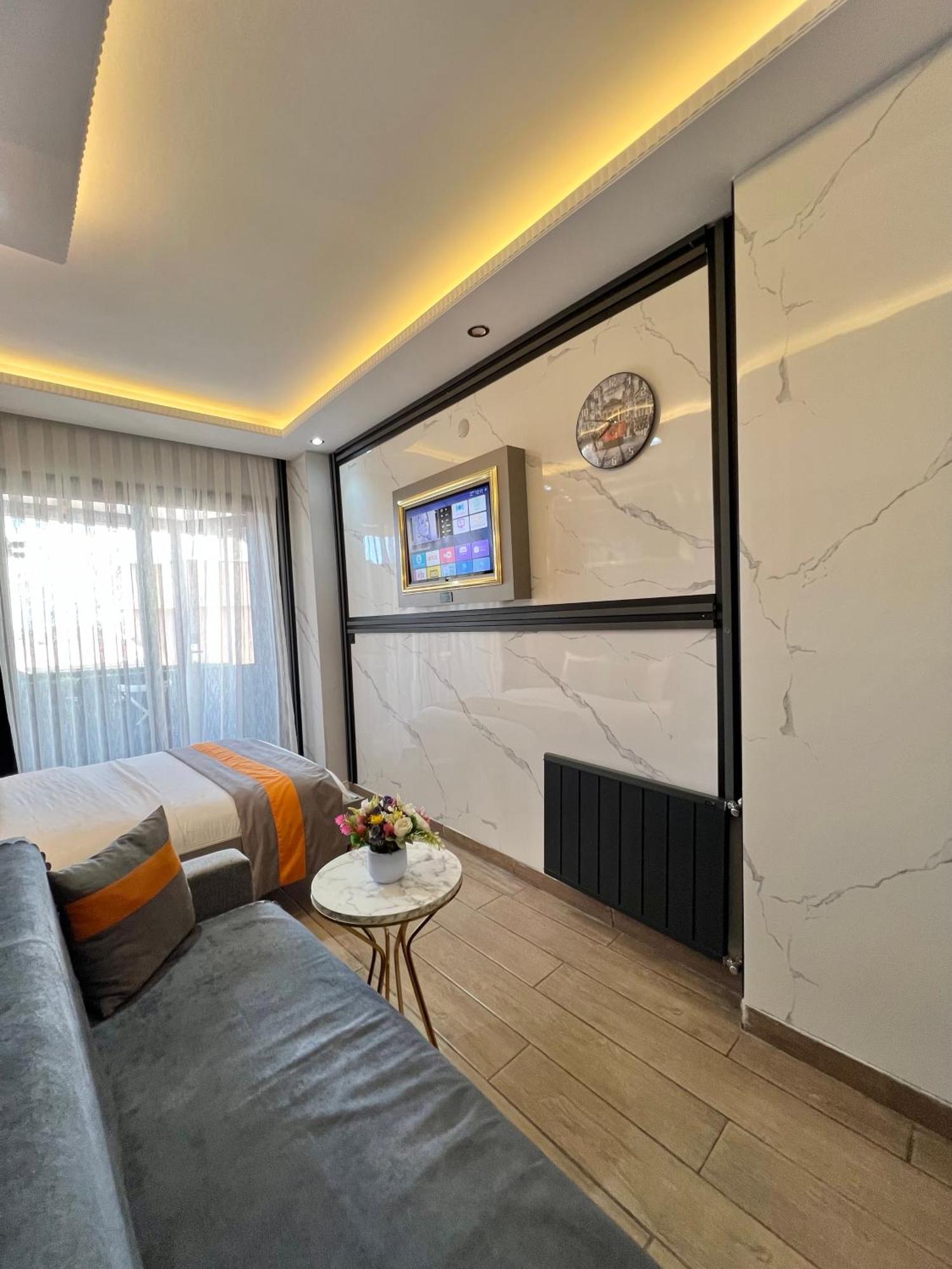 Taksim Larissa Hotel Suites Стамбул Екстер'єр фото