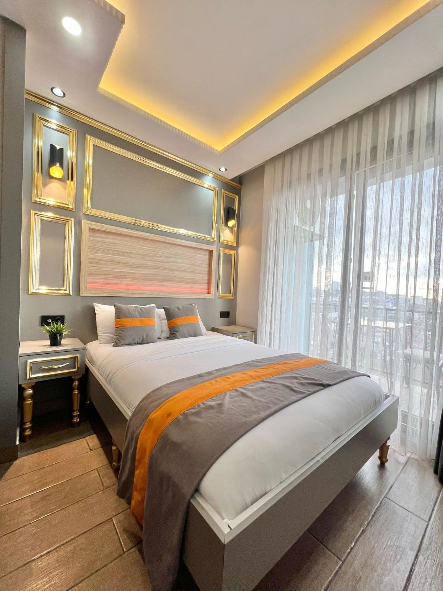 Taksim Larissa Hotel Suites Стамбул Екстер'єр фото