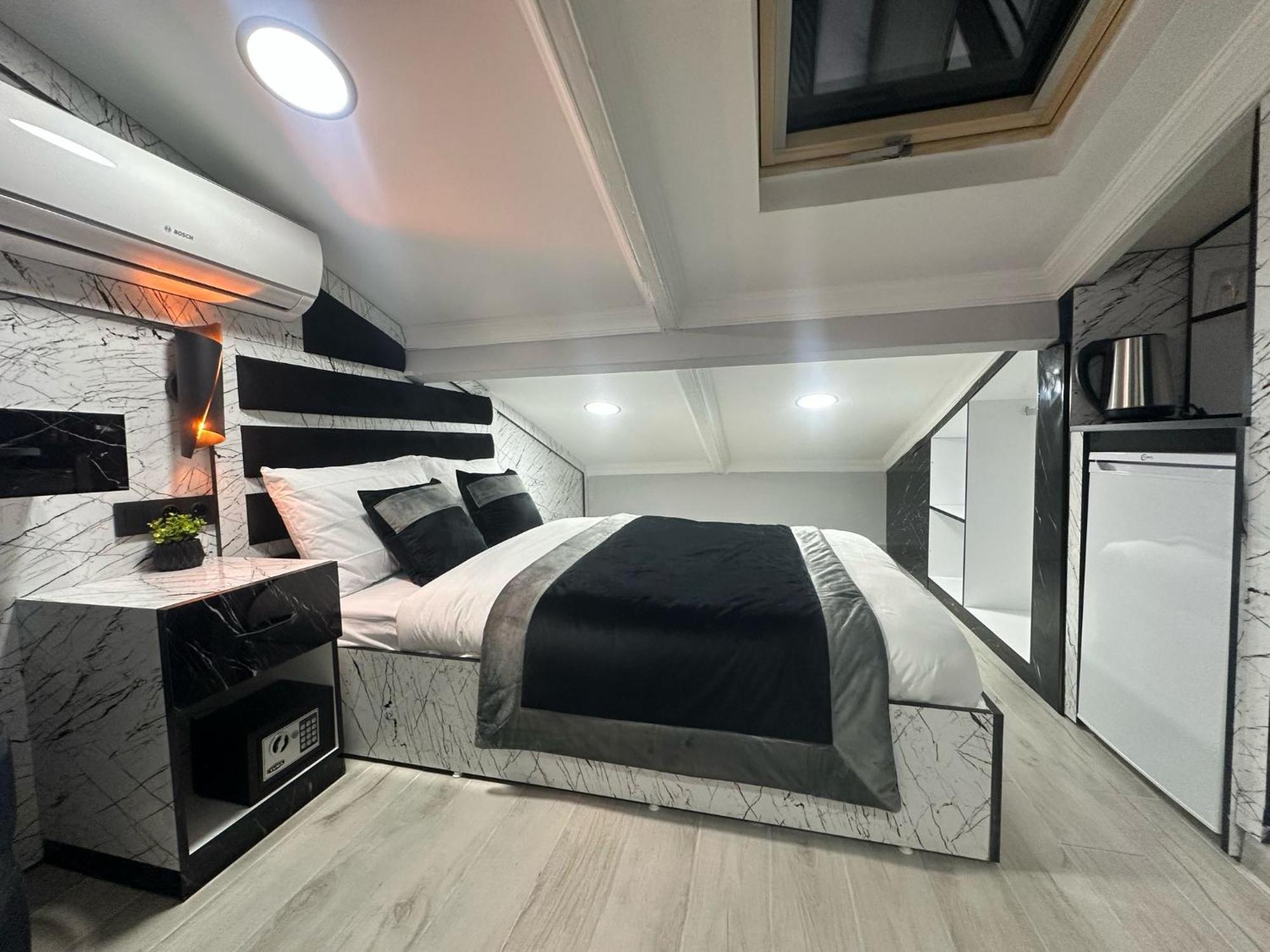 Taksim Larissa Hotel Suites Стамбул Екстер'єр фото