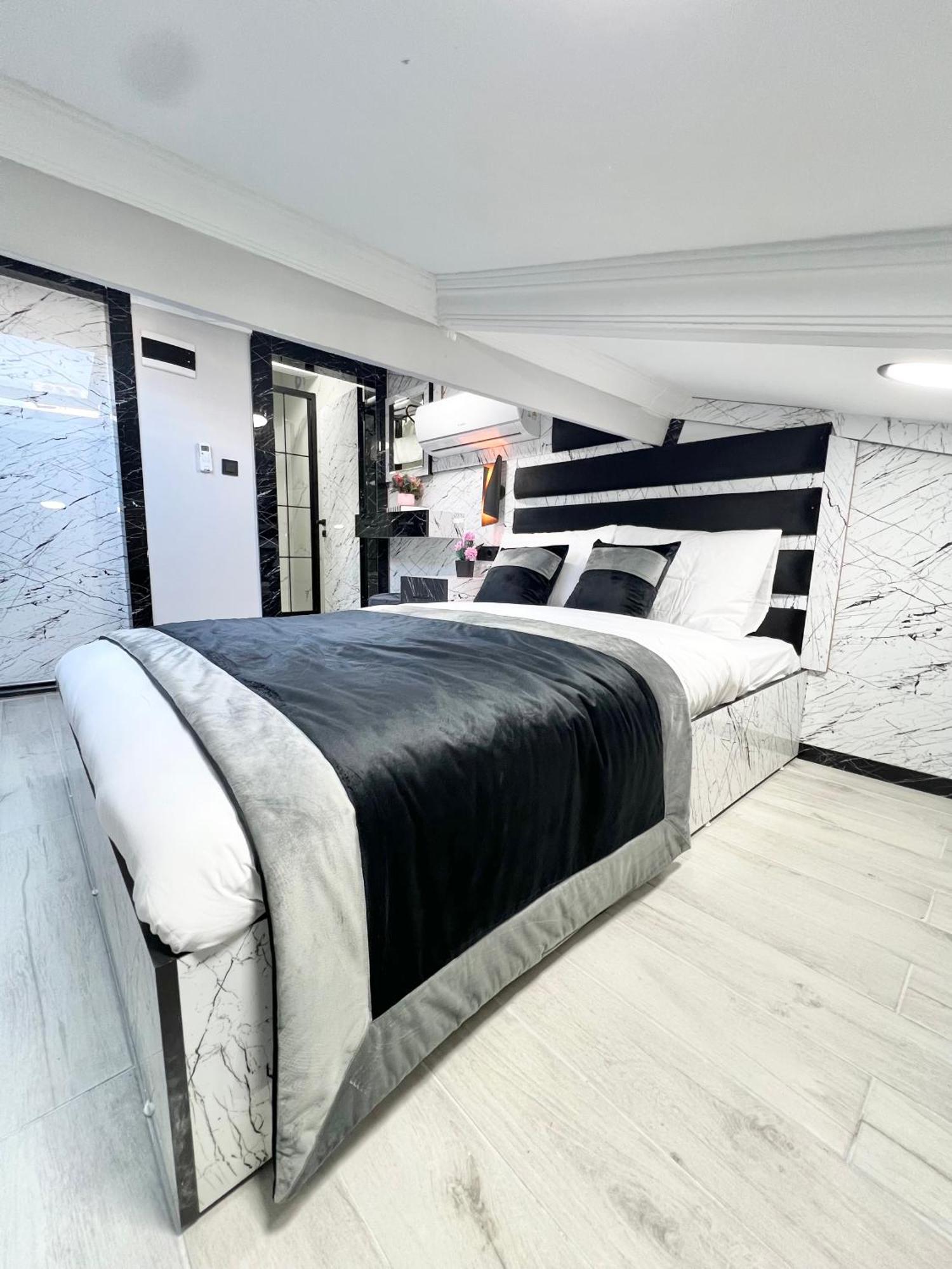 Taksim Larissa Hotel Suites Стамбул Екстер'єр фото