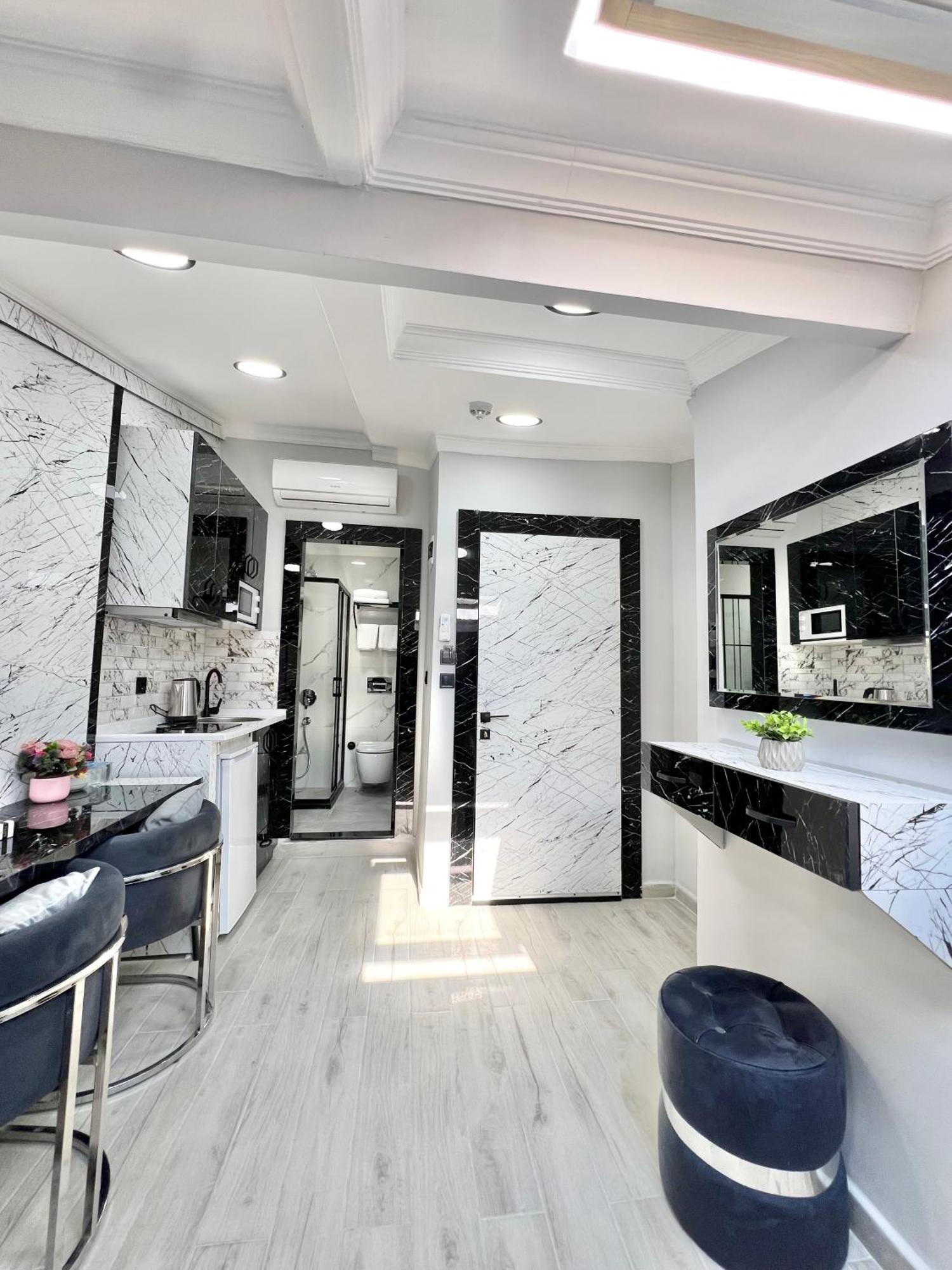 Taksim Larissa Hotel Suites Стамбул Екстер'єр фото