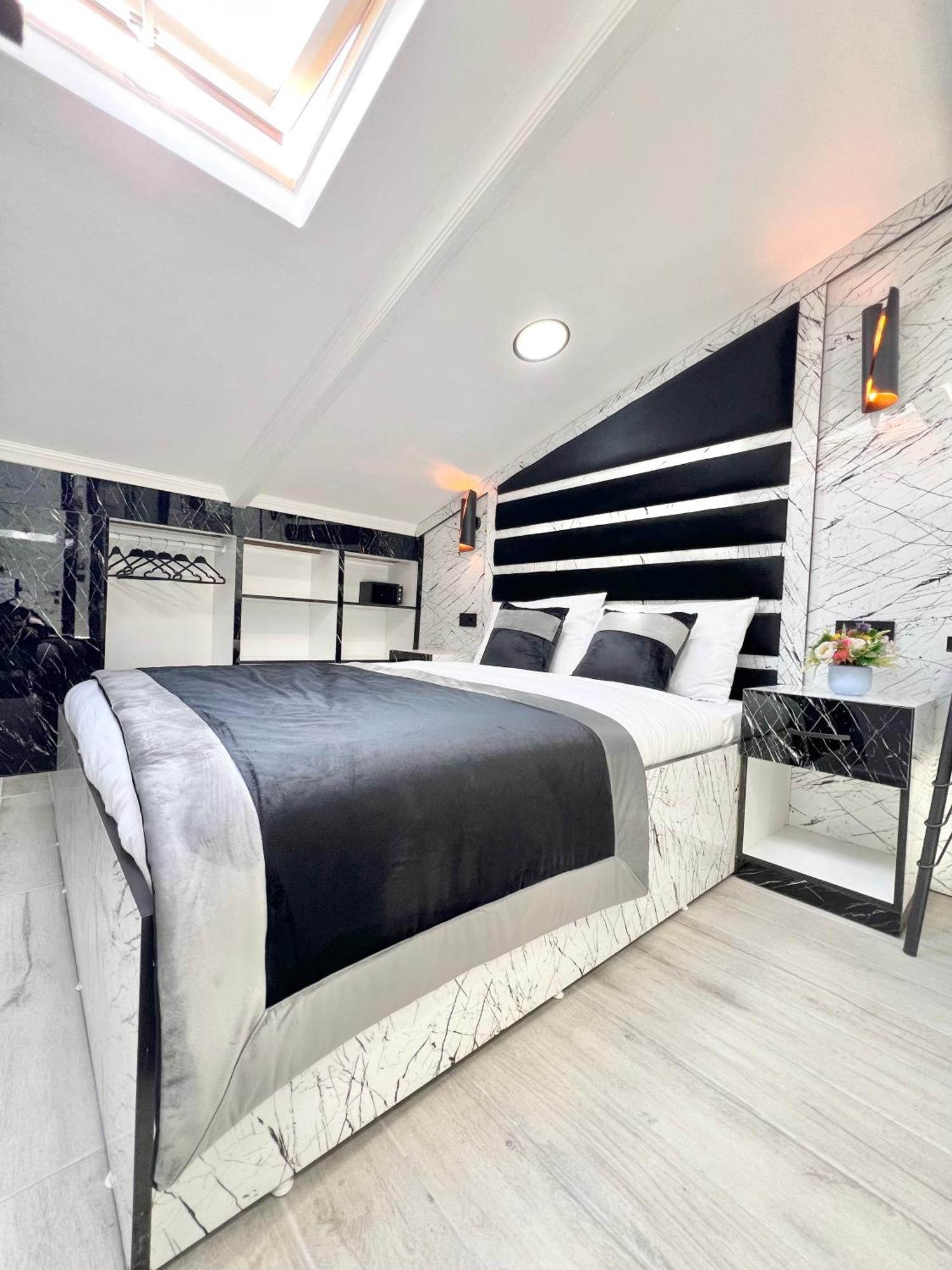 Taksim Larissa Hotel Suites Стамбул Екстер'єр фото